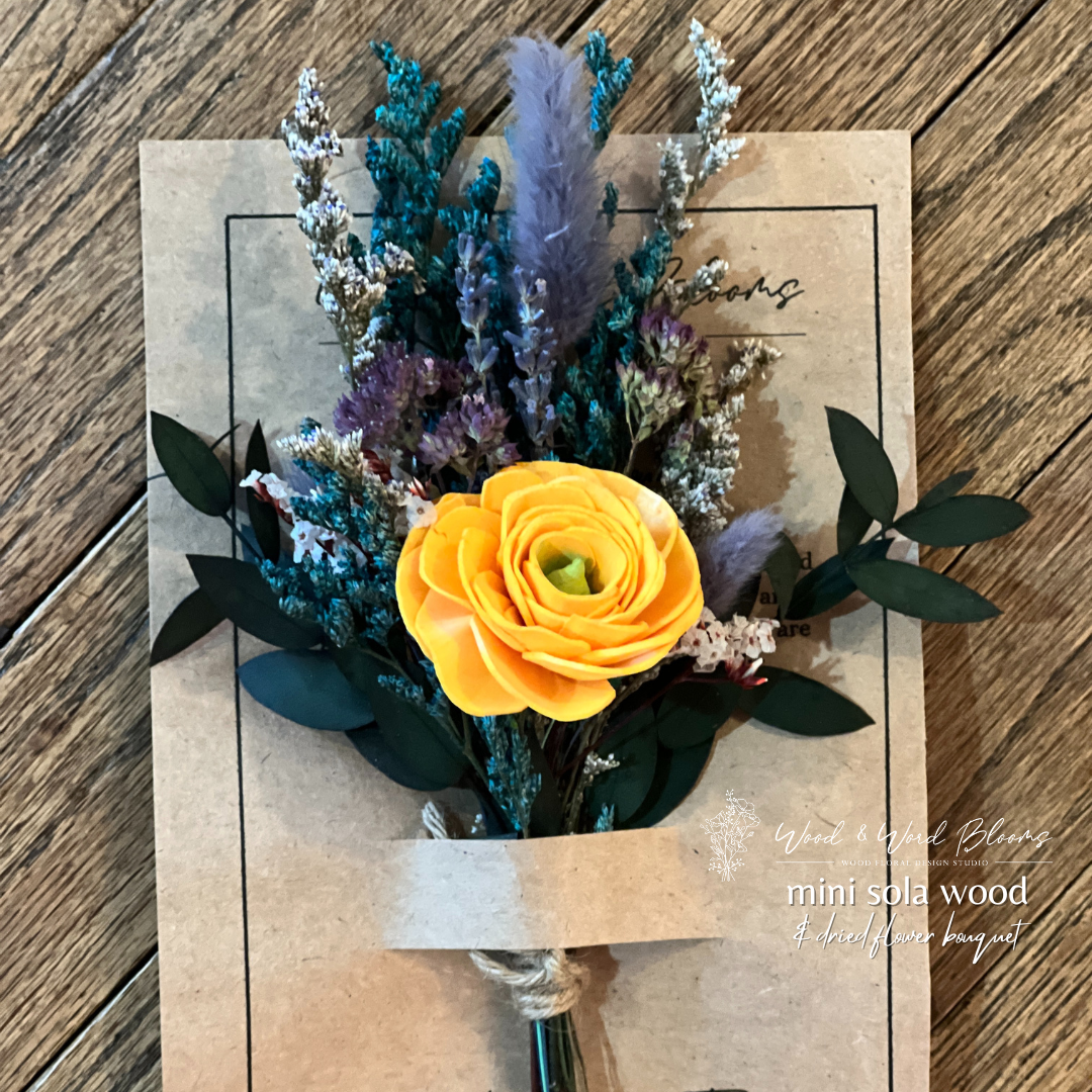 Mini Wood & Dried Flower Bouquets