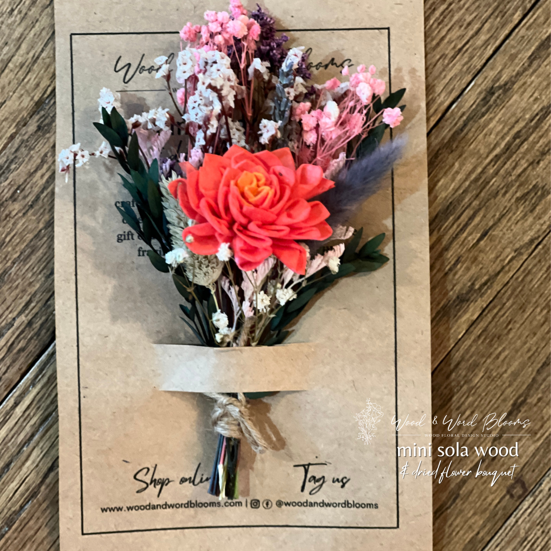 Mini Wood & Dried Flower Bouquets