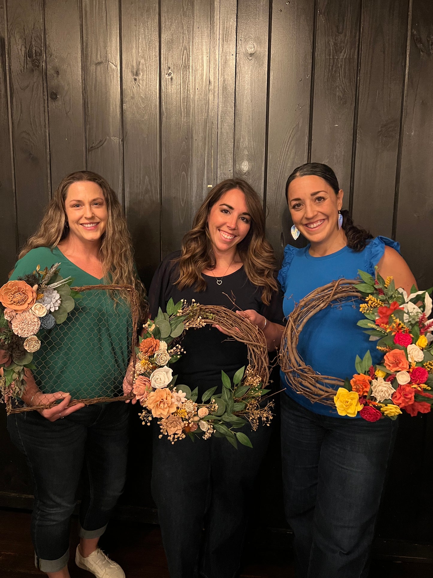 Pick Your Project Workshops at the Studio Flower Bar