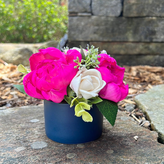 Peony Pot - hot pink in blue