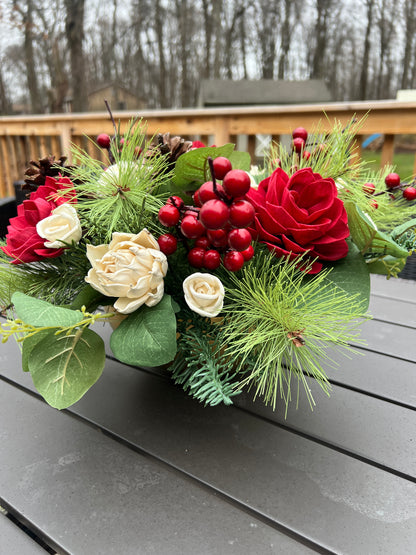 Merry & Bright - Wood FlowerCenterpiece